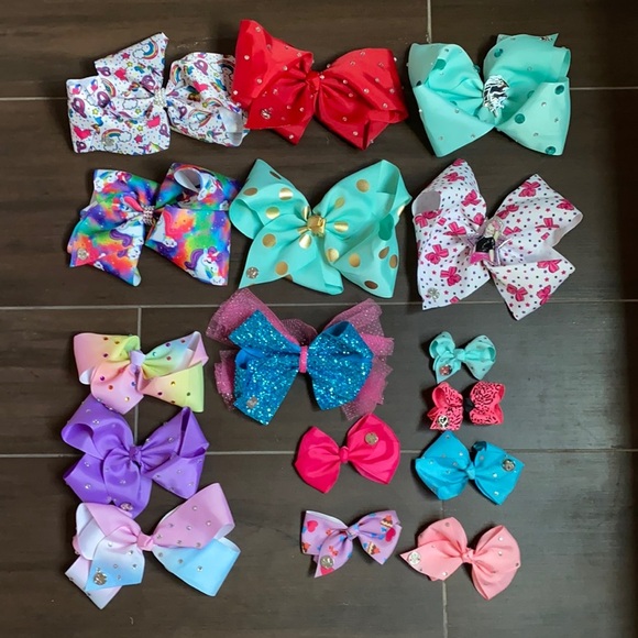 Lot of 16 JoJo Siwa Authentic Assorted Bows - Picture 1 of 6